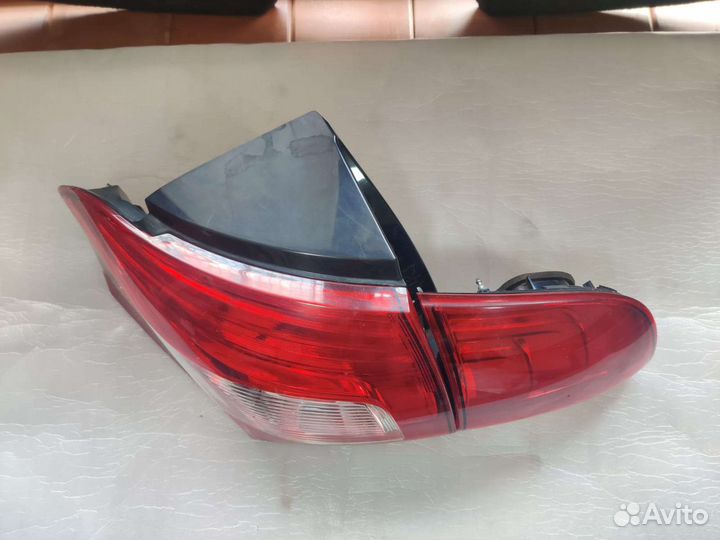 Фонари задние левая сторона Peugeot 4008