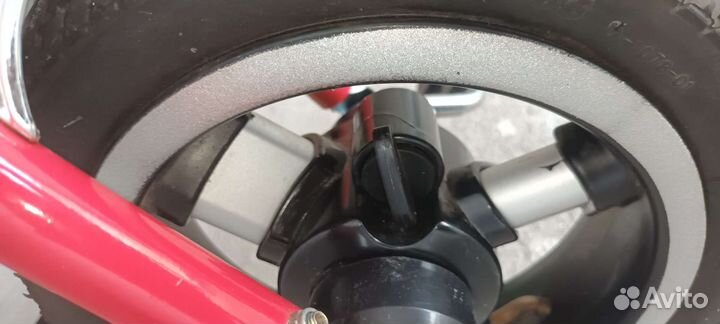 Коляска детская трехколесная