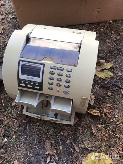 Счетная машинка для денег