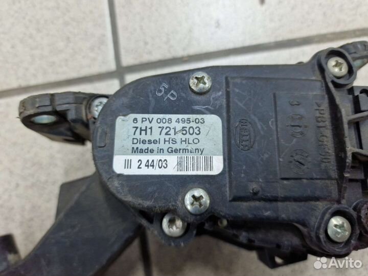 Педаль газа VW Transporter T5 7H1721503 /2003-2015