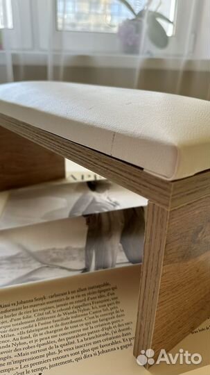 Маникюрная подставка