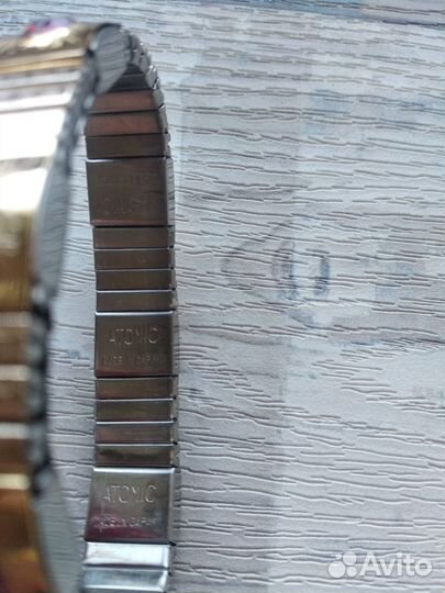 Винтажный магнитный браслет Atomic