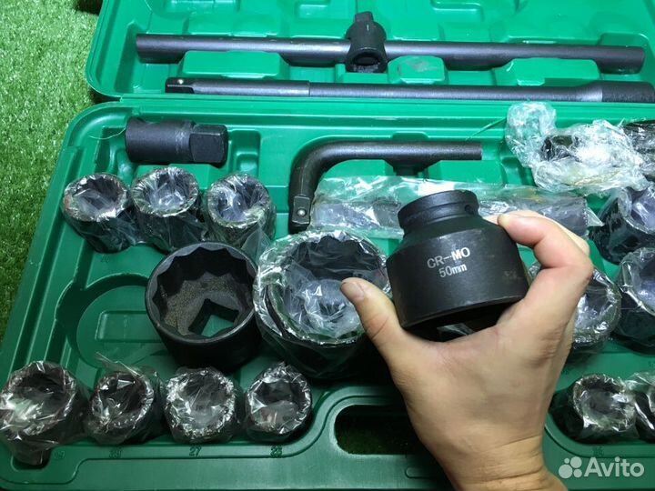 Силовой набор головок для грузовика в чемодане 26