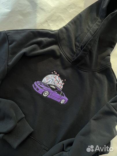 Вышивка на одежде на заказ