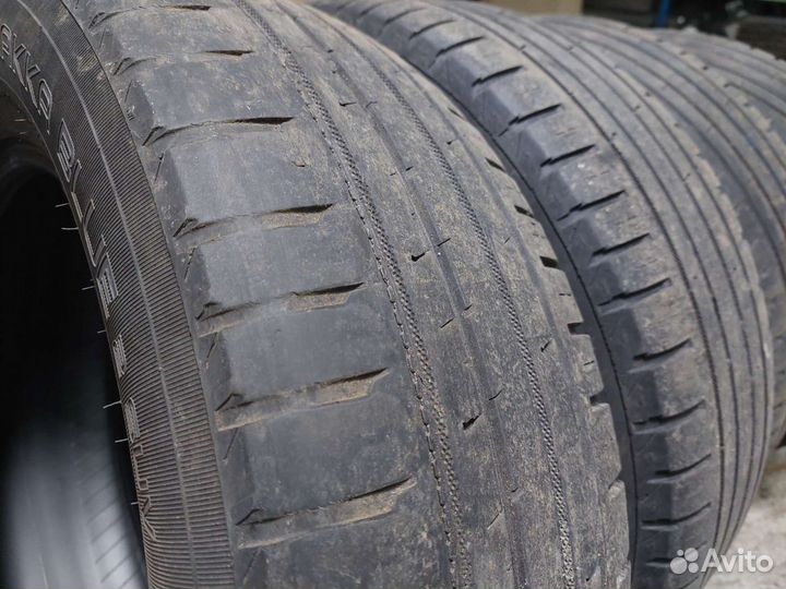 Nokian Tyres Hakka Blue 215/65 R17