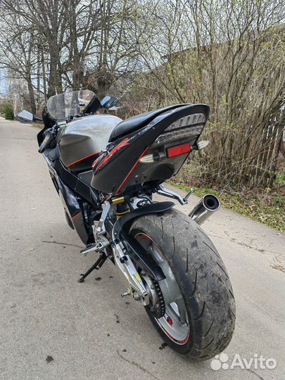 Honda cbr 954 rr