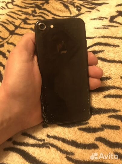 Телефон iPhone 7 128gb