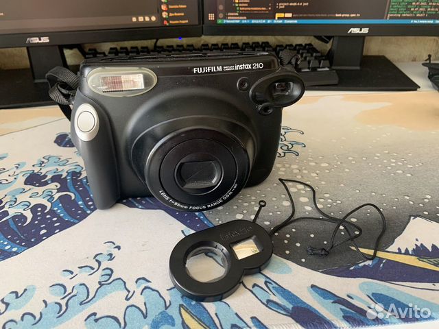 Фотоаппарат Fujifilm Instax 210 полароид