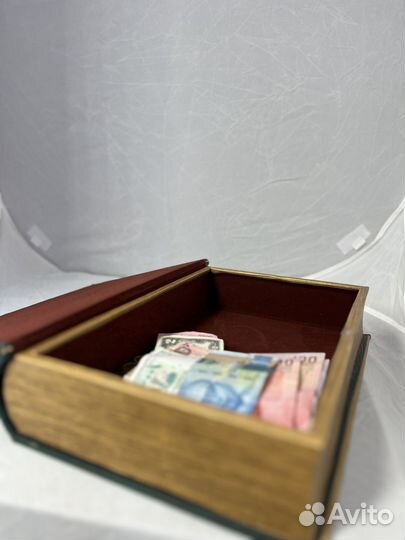 Книга-шкатулка