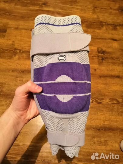 Ортез Bauerfeind genutrain S