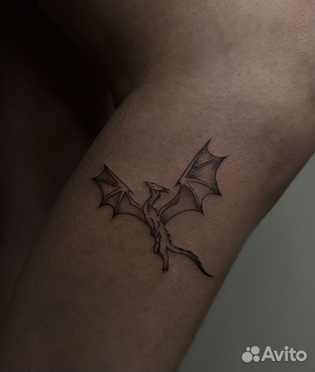 Модель на тату