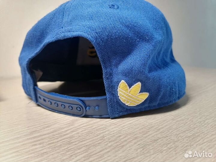 Кепка бейсболка adidas прямой козырек