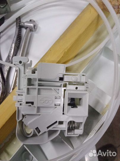 Замок убл на стиральную машину