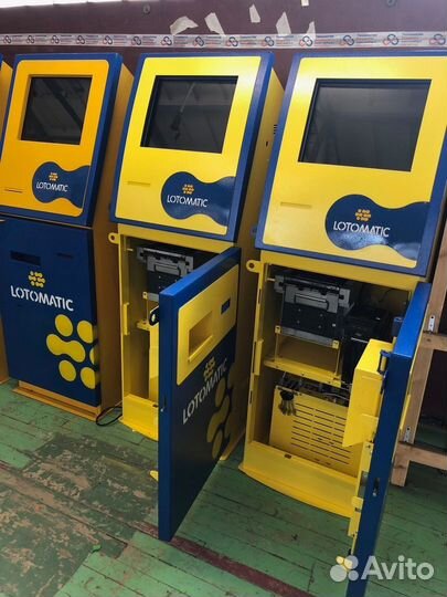 Терминал с выдачей