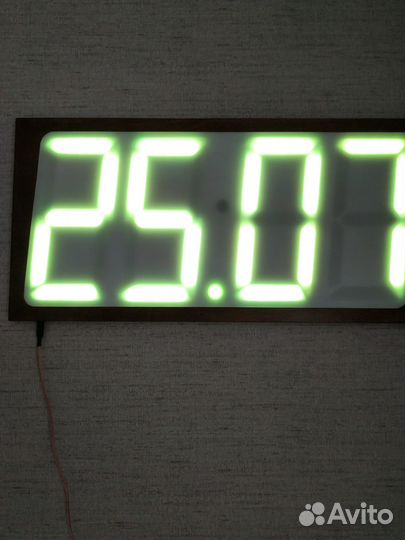 Большие электронные часы