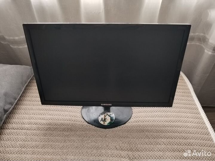 Продам мониторы на запчасти