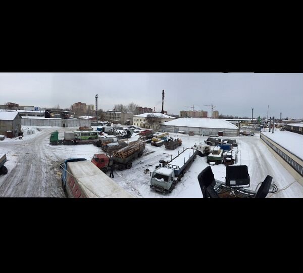 Машиноместо, > 30 м²