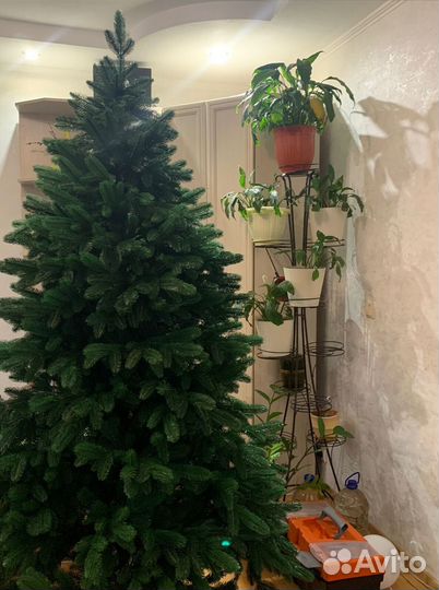 Искусственная елка литая 180 см Тюменскаяя