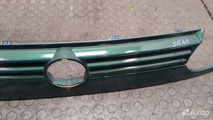 Решетка радиатора Volkswagen Golf 3, 1994