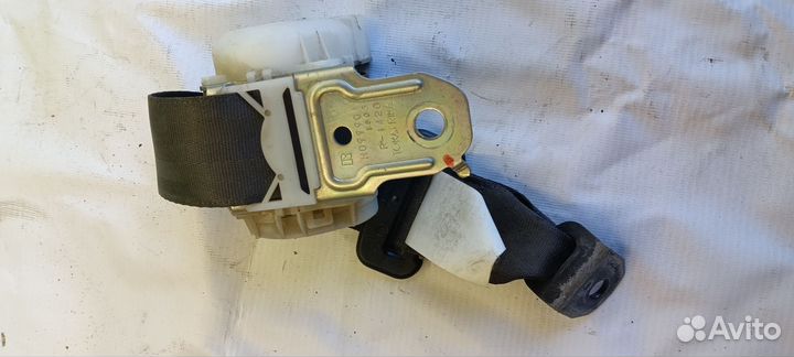 Ремень безопасности Mitsubishi Lancer 10