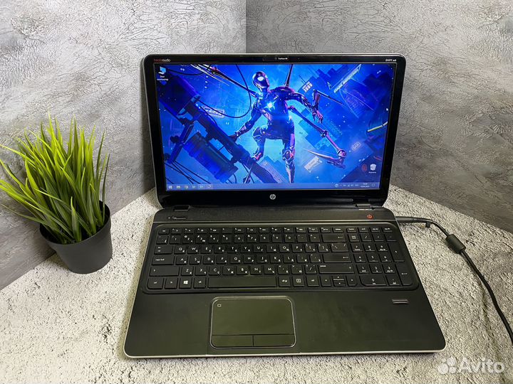 Быстрый ноутбук HP 2 видеокарты/SSD