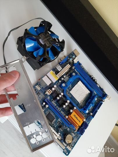 Материнская плата ASRock сокет AM3 с Куллером ddr3