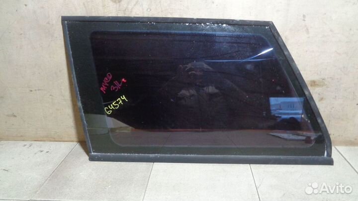 Стекло кузовное глухое левое Ssang Yong Musso
