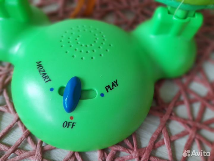 Tiny love и Lamaze музыкальная игрушка