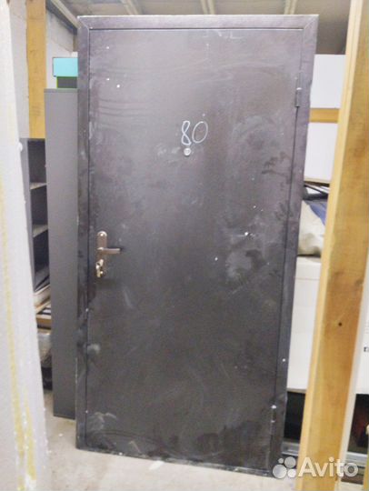 Дверь металлическая