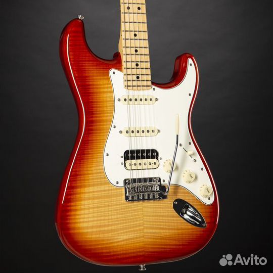 Новый Fender Ltd Ed Player Strat HSS Plus Top MN