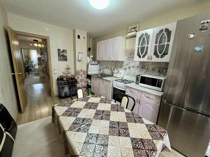 3-к. квартира, 77,6 м², 3/9 эт.