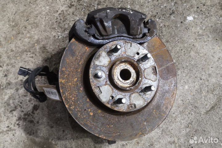 Ступицы передние Mitsubishi airtrek cu2w 4g63