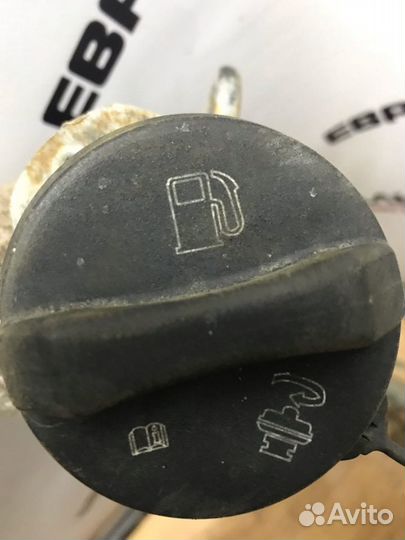 Топливная горловина Cadillac SRX