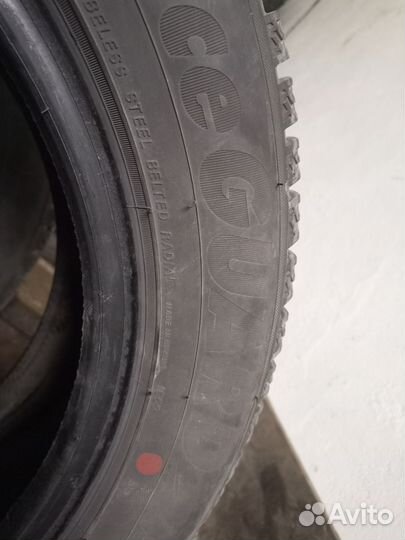 Yokohama Ice Guard Stud IG55 215/55 R16 97T