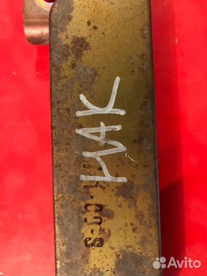 Топливная рейка (рампа) Nissan Almera Classic