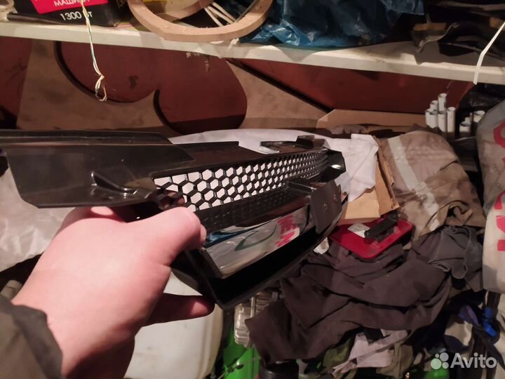 Решетка радиатора aveo t200