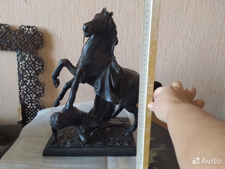 Упавший всадник, чугун, литье, СССР