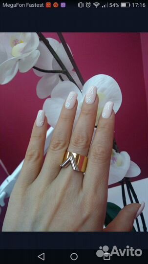 Маникюр и педикюр