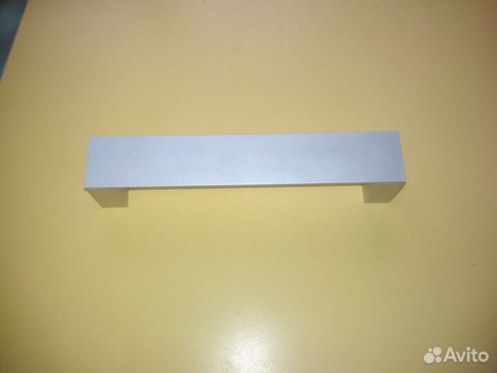 Мебельные ручки