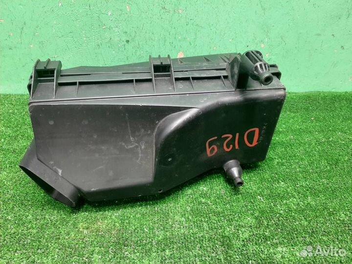 Корпус воздушного фильтра Ford Mondeo 3 2002