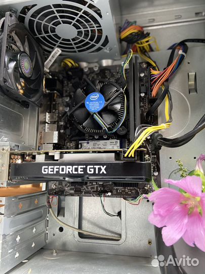 Intel i5-10400f, 16GB, GTX 1650 gddr6, SSD nvme