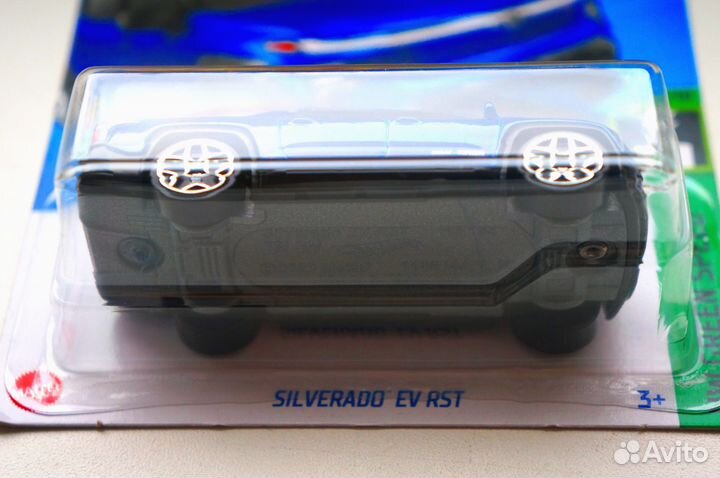 Hot Wheels Chevrolet Silverado EV RST