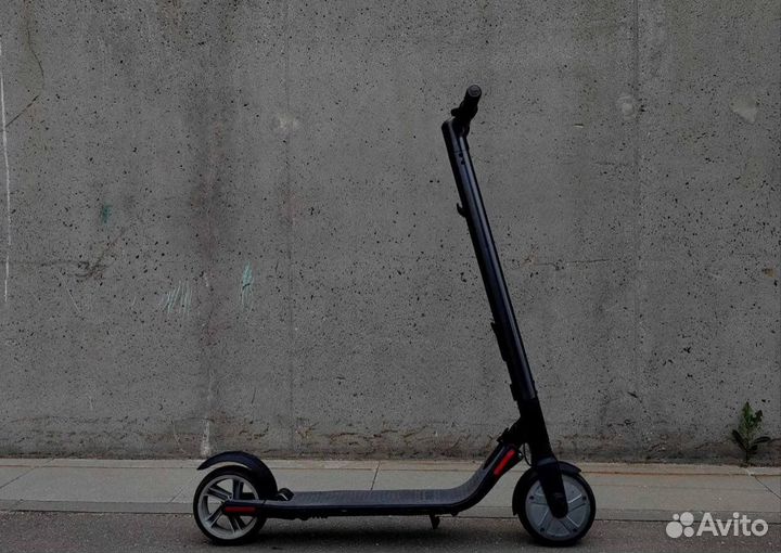 Электросамокат Ninebot kickscooter ES2