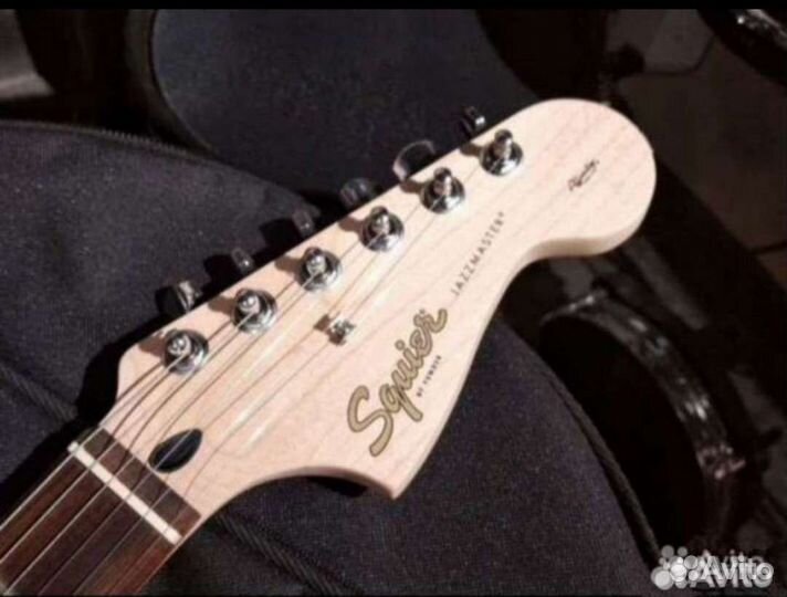 Электрогитары Fender Square Jazzmaster