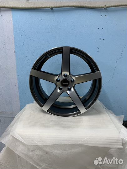 Диск Sakura Wheels R19 5x114,3 Vossen CV3