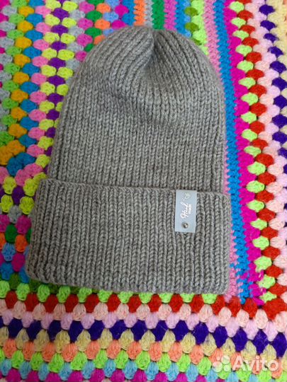 Шапка женская вязаная