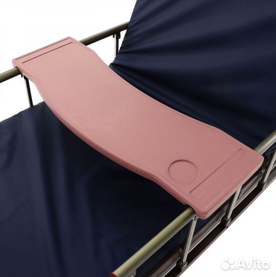 Медицинская кровать для инвалидов