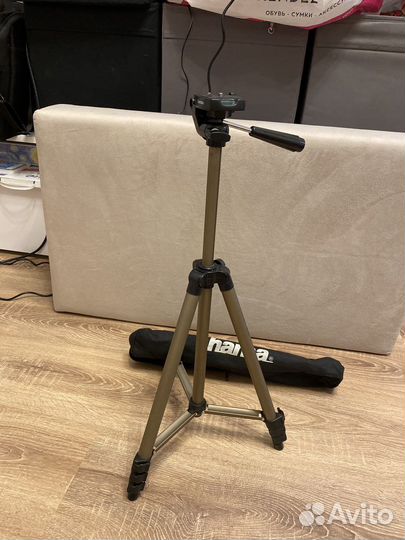 Штатив Hama для фотоаппарата с уровнем