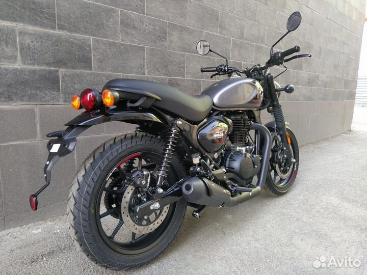 Royal Enfield Hunter 350 Dapper Gray