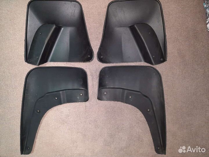 Комплект увеличенных брызговиков гард гранта